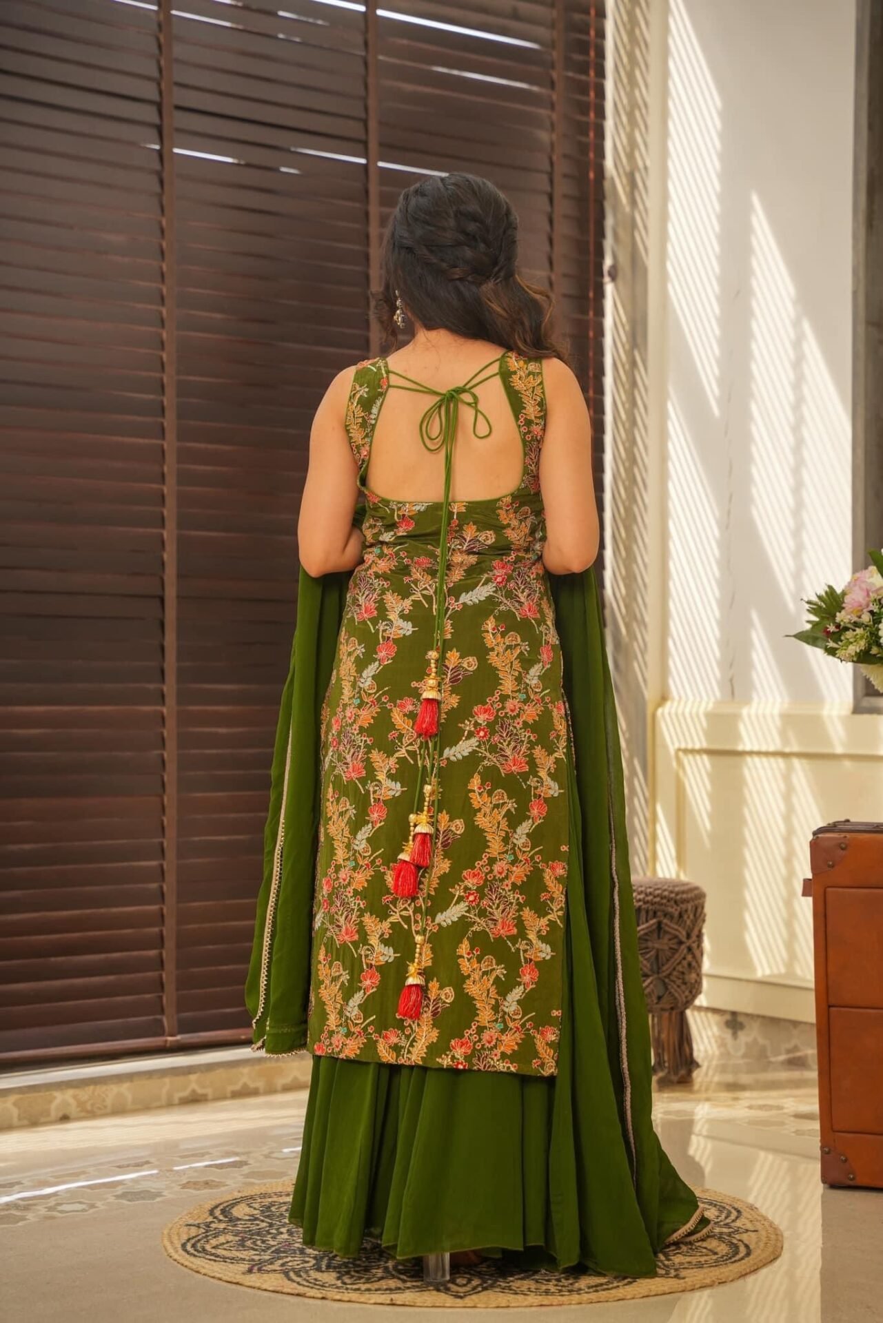 sakhi green heavy embroidered set sakhi green heavy embroidered set